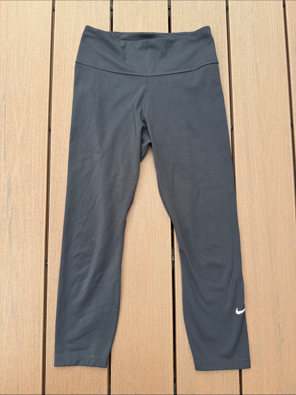 Women’s Nike Black Capri Leggings Small Activewear Running